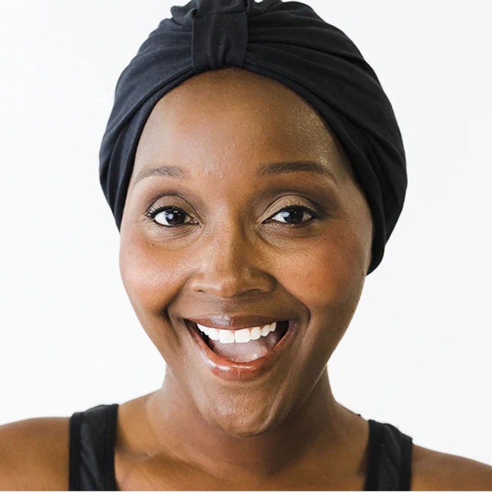 Deva Turban, Black